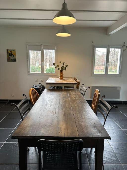 Maison Proche Du ! Holiday home *
